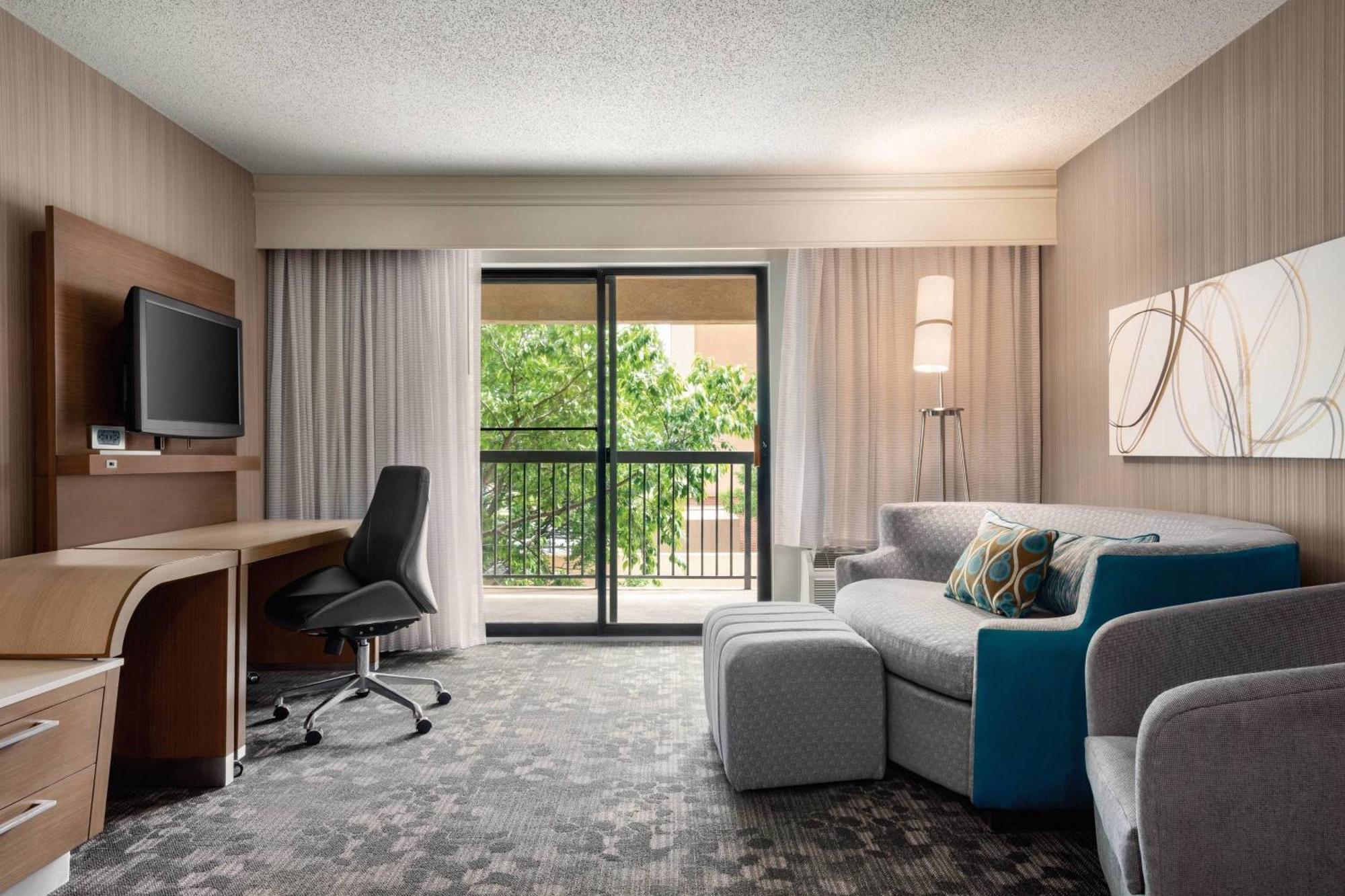 Hotel Courtyard By Marriott Dayton North Exteriér fotografie